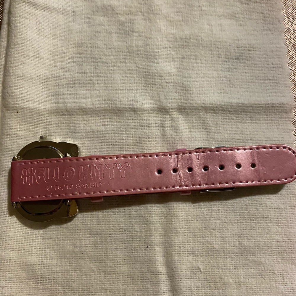 Hello kitty watch - Picture 5 of 5